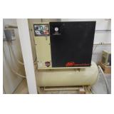 Ingersoll Rand rotary screw air compressor, 15 hp, 3700 hours, 3-phase