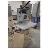 Delta adjustable shelf boring machine, single phase