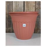 2 Planter Pots
