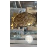 belt buckle