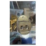 belt buckle