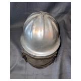 Antique sandblasting helmet ?
