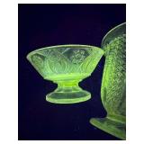Misc lot of vintage glass that GLOWS