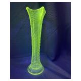 Vintage imperial uranium swung vase