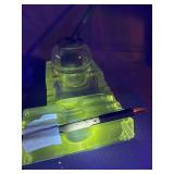 GLOWS glass inkwell and pen holder