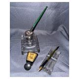 GLOWS glass inkwell and pen holder