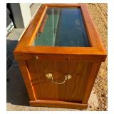 Lockable wooden display case