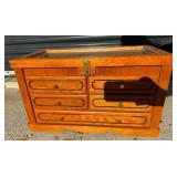 Lockable wooden display case