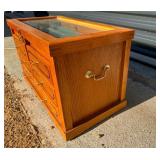 Lockable wooden display case