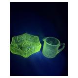 Lot of two starburst glass items that GLOW