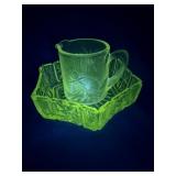 Lot of two starburst glass items that GLOW