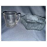 Lot of two starburst glass items that GLOW