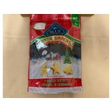 2x 4 11oz Bags Blue Buffalo Santa Snack Biscuits