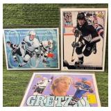 WAYNE GRETZKY 1992-93 Upper Deck #18 Hockey Heroes: Wayne Gretzky Art