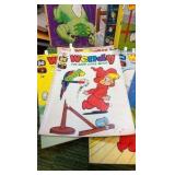 CASPER & WENDY COMIC LOT - VINTAGE-  15+ Comics in Color from the 70