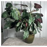 2 Lamps & Plant