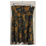 LuLaRoe Liquidation - Lot of 4-Azure Skirts, 1-Joy Vest (Size M) - MSRP $200