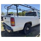 2002 Chevrolet Silverado 1500, Regular Cab w/Pipe Rack