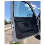 2002 Chevrolet Silverado 1500, Regular Cab w/Pipe Rack