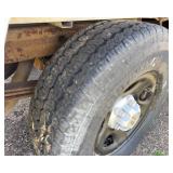 2002 Chevrolet Silverado 1500, Regular Cab w/Pipe Rack