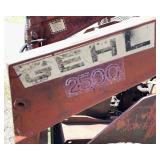 Gehl 2500 HydraCat Skid Loader Parts Unit