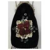 Vintage Victorian Style Velvet/Beaded Coin Purse 3" x 6"