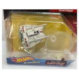 STAR WARS Miniature Die Cast Hotwheels Starships (New On Card)