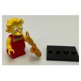 Collectible Hard To Get LISA SIMPSON Genuine Lego Mini figure With Saxophone And Stand