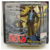 Macfarlane Toys "The Walking Dead" TV Series 1  Officer RICK GRIMES Action Figure (New)