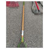 Suncast Multi-Purpose Cart With Fiskars Lopper & Assorted Garden Tools