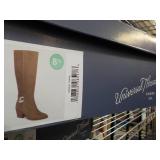 Universal Thread size 8.5 Suede Boo...