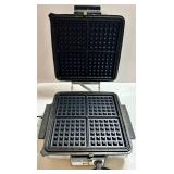 Mixed Kitchen Appliance & Drinkware Lot - Ge Grill Waffle Baker, Thermos & Carafes