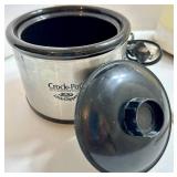 Vintage Kaz Bread & Bun Warmer, Crock-Pot Little Dipper & Kitchen Mixed Lot