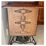 Antique Singer Sewing Machine Cabinet