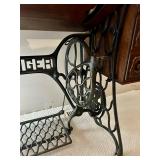 Antique Singer Sewing Machine Cabinet