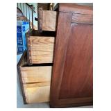 Vintage / Art Deco Mahogany Kneehole Desk With 9 Drawers