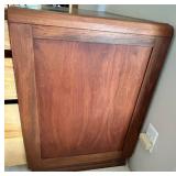 Vintage / Art Deco Mahogany Kneehole Desk With 9 Drawers