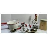 Antique Washboards & Enamelware Kitchen Mixed Lot