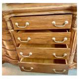 Ornate Dresser & Mirror - Lots 478, 479 and 480 are Coordinating