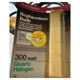 ElectriPak 300 Watt Quartz Halogen Flood Light Stand & Replacement Bulb