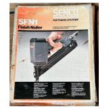 Senco Sfn1 Finish Nailer With 15 Gauge Finish Nails