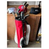 Golf Bag With Assorted Clubs & 3 Branded Hats Mixed Lot