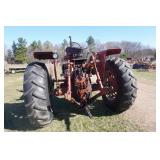 1967 International Model 856 Custom Tractor