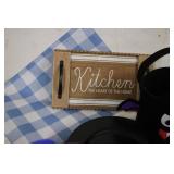 Mixed kitchen and home goods...