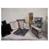Mixed decor, kitchen, party and mor...