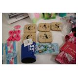 Mixed decor, kitchen, party and mor...