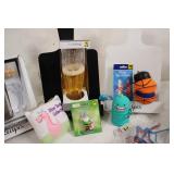 Mixed decor, kitchen, party and mor...