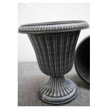 14" Urn Planters Qty:4...