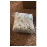 Queen - Laure Ashley Flannel Sheet Set Queen Size, Floral Print With White Background
