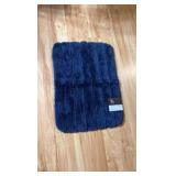 Plush bath rug in Navy - 17”x24” - Retail $30